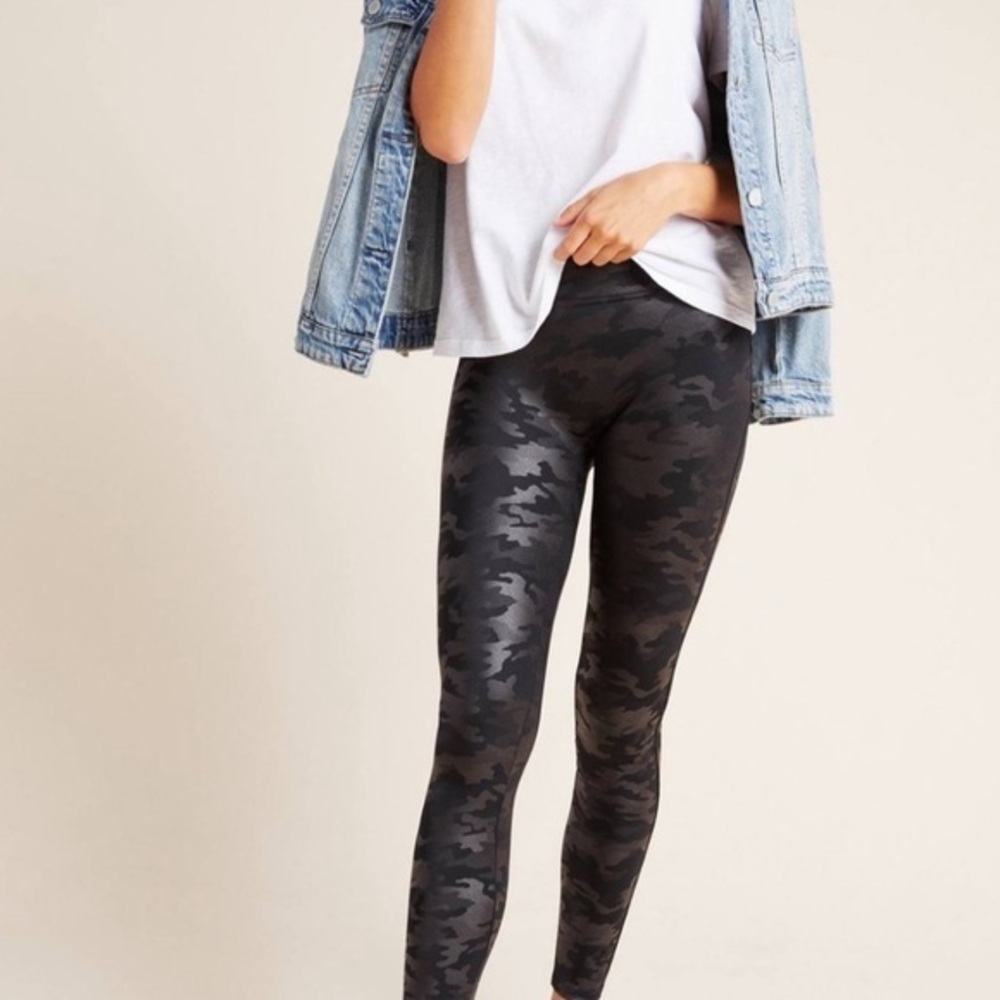 Spanx Faux‎ Leather Camo Legging - Picture 2 of 10